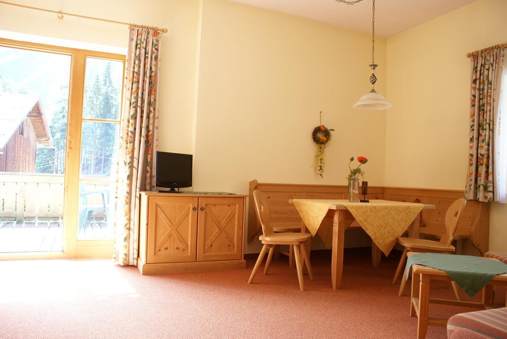 ביברוויר Hotel Zum Goldenen Loewen חדר תמונה