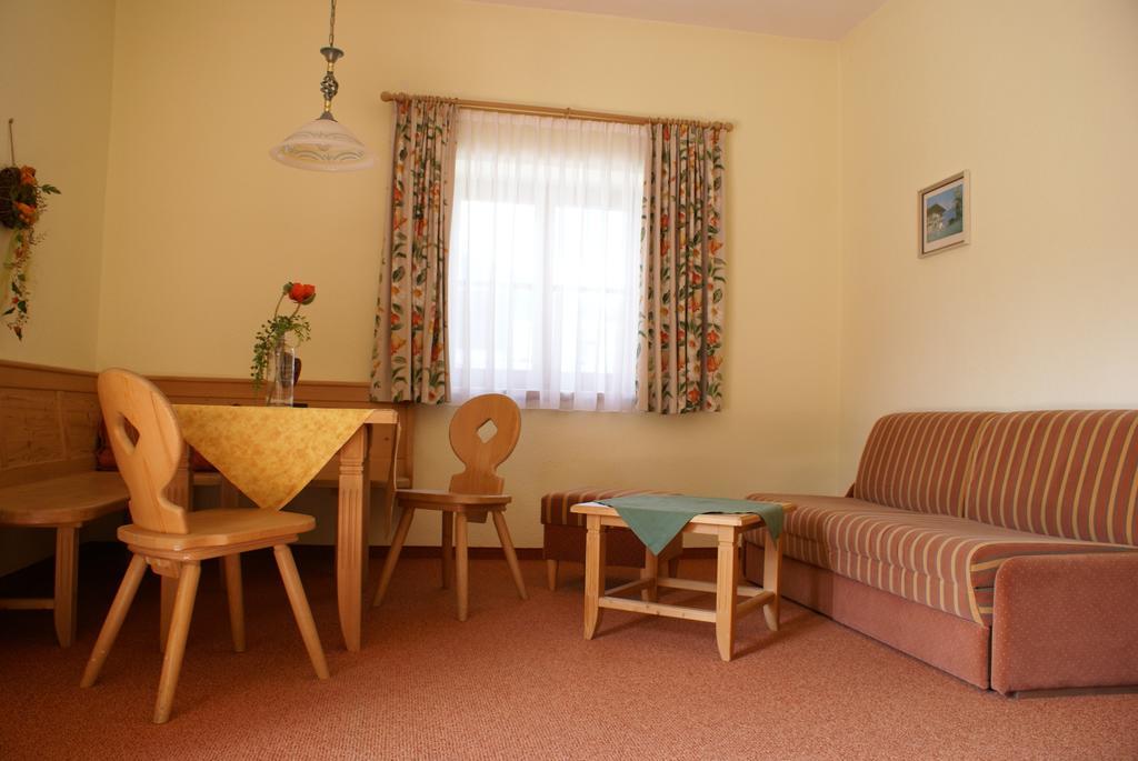 ביברוויר Hotel Zum Goldenen Loewen חדר תמונה