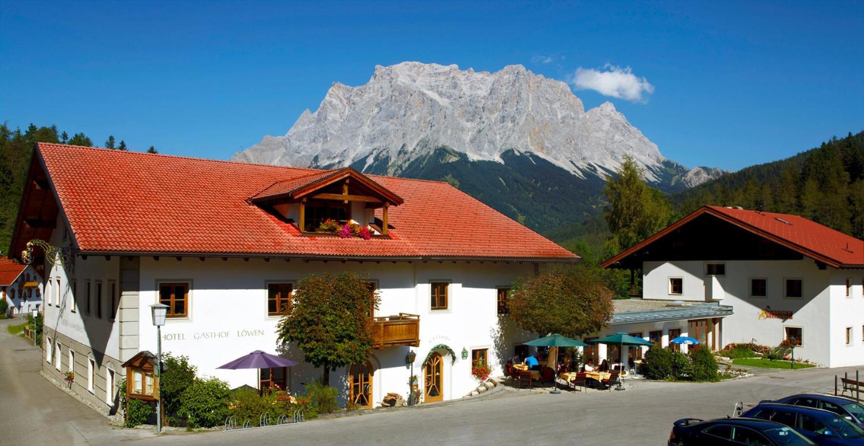 ביברוויר Hotel Zum Goldenen Loewen מראה חיצוני תמונה